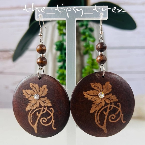 None Jewelry - Etched Wood Flower Dangle Earrings with Crystal Accent